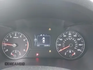 2017 Kia Optima LX с VIN 5XXGT4L34HG176823, выставлен на аукционе IAAI как лот 41102326 с пробегом 132 483 миль миль и . История ставок и продаж доступна на DreamBid. Изображение 7.