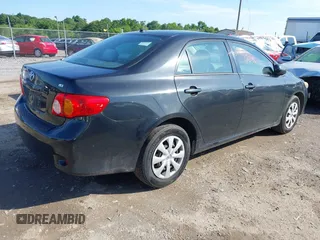 2010 Toyota Corolla z VIN 2T1BU4EE4AC313326, wystawiony jako IAAI lot #42397236 z przebiegiem 185 441 mil mil oraz . Historia ofert i sprzedaży dostępna na DreamBid. Obrazek 4.