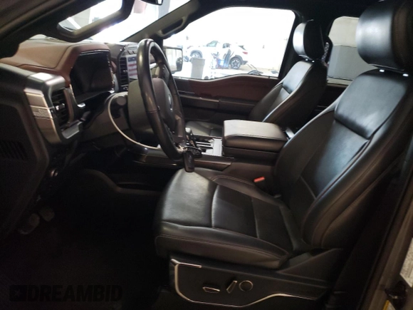 2021 Ford F-150 XL z VIN 1FTFW1ED4MFB87644, wystawiony jako Copart lot #62182635 z przebiegiem 64 208 mil mil oraz Szkoda całkowita • Salvage title. Historia ofert i sprzedaży dostępna na DreamBid. Obrazek 7.