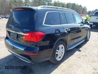 2016 Mercedes-Benz GL with VIN 4JGDF2EE7GA688353, listed as a IAAI auction lot 41828162 with 109,726 mi miles. Bid and sale history available at carsss.com. Image 4.