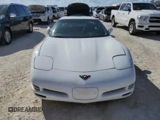 1999 Chevrolet Corvette with VIN 1G1YY22G6X5117332, listed as a Copart auction lot 77683134 with 0 mi miles and Salvage Title. Bid and sale history available at carsss.com. Image 5.