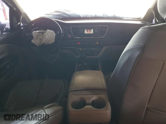 2017 Kia Sedona LX with VIN KNDMB5C14H6229609, listed as a Copart auction lot 54563715 with 110,133 mi miles and Salvage Title. Bid and sale history available at DreamBid. Image 8.