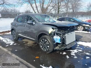 2025 Nissan Kicks SV with VIN 3N8AP6CB4SL328516, listed as a IAAI auction lot 41362893 with 94 mi miles. Bid and sale history available at carsss.com. Image 1.
