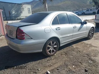 2007 Mercedes-Benz C 280 Luxury с VIN WDBRF54H07F853152, выставлен на аукционе IAAI как лот 41657846 с пробегом 144 314 миль миль и . История ставок и продаж доступна на DreamBid. Изображение 4.