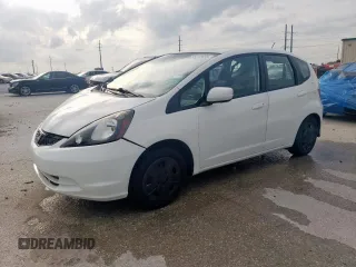 2013 Honda Fit с VIN JHMGE8H31DC050695, выставлен на аукционе Copart как лот 55212035 с пробегом 66 938 миль миль и Списание • Salvage title. История ставок и продаж доступна на DreamBid. Изображение 1.