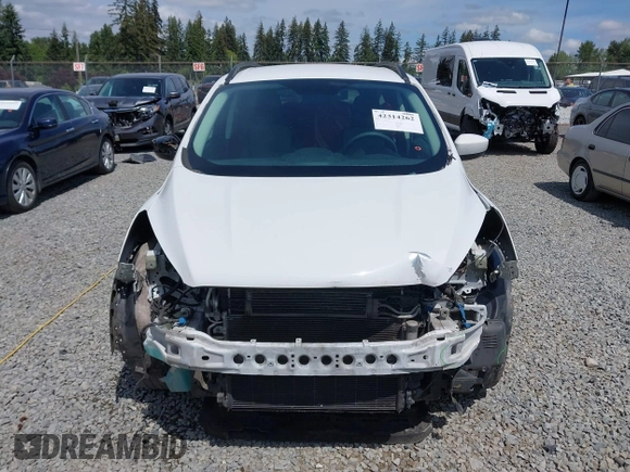 2018 Ford Escape SE z VIN 1FMCU9GD6JUB45046, wystawiony jako IAAI lot #42314262 z przebiegiem 107 962 mil mil oraz . Historia ofert i sprzedaży dostępna na DreamBid. Obrazek 13.