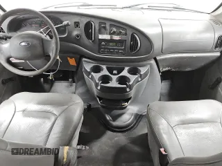 2008 Ford Econoline Cargo Commercial with VIN 1FTNS24L68DA01657, listed as a Copart auction lot 84043584 with 349,826 mi miles and Clean Title. Bid and sale history available at DreamBid. Image 8.