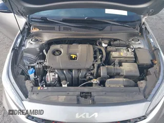 2023 Kia Forte GT-Line z VIN 3KPF54ADXPE665459, wystawiony jako IAAI lot #42102849 z przebiegiem 31 554 mil mil oraz . Historia ofert i sprzedaży dostępna na DreamBid. Obrazek 10.