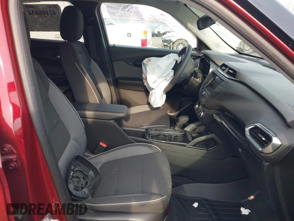 2022 Chevrolet TrailBlazer LT with VIN KL79MRSL8NB096010, listed as a IAAI auction lot 42106834 with 37,697 mi miles and . Bid and sale history available at DreamBid. Image 5.
