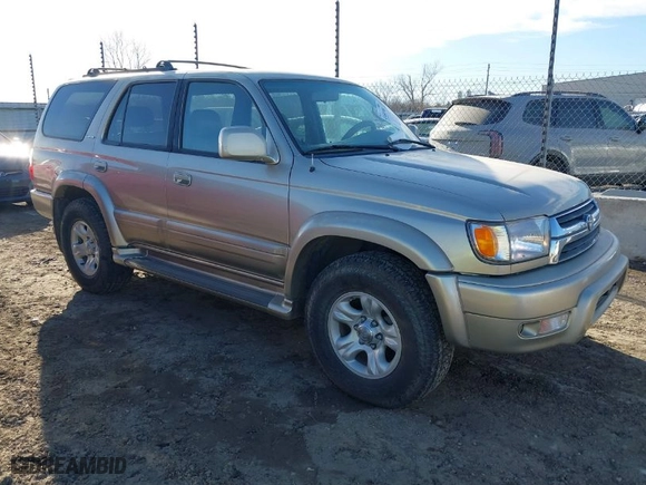 2001 Toyota 4Runner Limited with VIN JT3HN87R119045716, listed as a IAAI auction lot 41681981 with 256,136 mi miles. Bid and sale history available at carsss.com. Image 1.