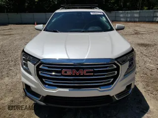 2022 GMC Terrain SLT z VIN 3GKALVEV4NL133811, wystawiony jako Copart lot #56044775 z przebiegiem 59 984 mil mil oraz Szkoda całkowita • Salvage title. Historia ofert i sprzedaży dostępna na DreamBid. Obrazek 5.