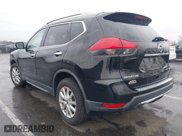 2017 Nissan Rogue SL with VIN 5N1AT2MVXHC822310, listed as a IAAI auction lot 41929934 with 67,561 mi miles. Bid and sale history available at carsss.com. Image 3.