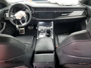 2021 Audi RS Q8 z VIN WU1ARBF13MD008178, wystawiony jako Copart lot #88022515 z przebiegiem 41 655 mil mil oraz Nie do naprawy. Historia ofert i sprzedaży dostępna na DreamBid. Obrazek 8.