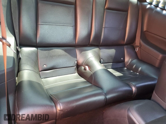 2005 Ford Mustang Deluxe с VIN 1ZVFT80N155198395, выставлен на аукционе Copart как лот 60481775 с пробегом 121 062 миль миль и Списание • Salvage title. История ставок и продаж доступна на DreamBid. Изображение 10.