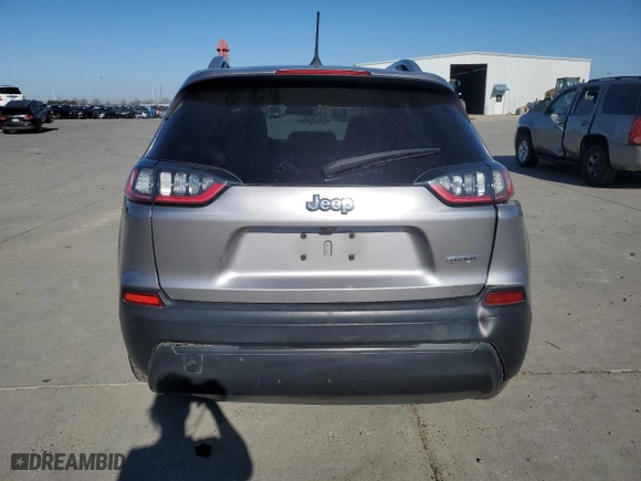 2019 Jeep Cherokee Latitude with VIN 1C4PJLCB6KD285423, listed as a Copart auction lot 89021635 with 148,473 mi miles and Salvage Title. Bid and sale history available at carsss.com. Image 6.