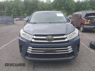 2018 Toyota Highlander LE with VIN 5TDBZRFH8JS875311, listed as a IAAI auction lot 42673189 with 180,025 mi miles and . Bid and sale history available at DreamBid. Image 12.