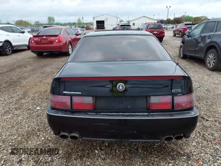 1994 Cadillac Seville STS z VIN 1G6KY5296RU823387, wystawiony jako IAAI lot #42151901 z przebiegiem 165 918 mil mil oraz . Historia ofert i sprzedaży dostępna na DreamBid. Obrazek 17.