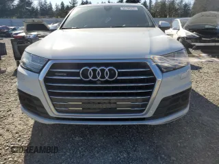 2017 Audi Q7 with VIN WA1WABF75HD011159, listed as a Copart auction lot 53144925 with 110,523 mi miles and Salvage title. Bid and sale history available at DreamBid. Image 5.
