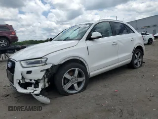 2015 Audi Q3 Premium Plus z VIN WA1EFCFS3FR003181, wystawiony jako Copart lot #60117365 z przebiegiem 174 934 mil mil oraz Czysty tytuł • Clean title. Historia ofert i sprzedaży dostępna na DreamBid. Obrazek 1.
