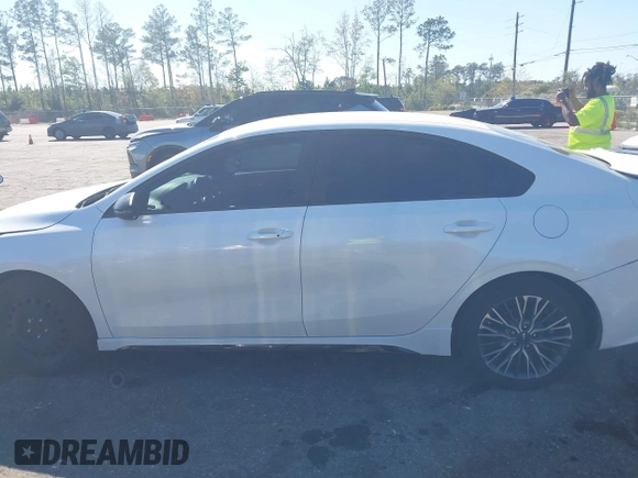 2023 Kia Forte GT-Line with VIN 3KPF54AD0PE673778, listed as a IAAI auction lot 41846626 with 52,032 mi miles. Bid and sale history available at carsss.com. Image 14.