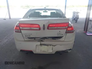 2012 Lincoln MKZ Hybrid with VIN 3LNDL2L3XCR832388, listed as a IAAI auction lot 42065660 with 196,940 mi miles and . Bid and sale history available at DreamBid. Image 6.