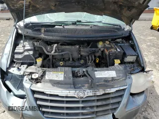 2005 Chrysler Town & Country LX with VIN 2C4GP44R95R278497, listed as a Copart auction lot 54736385 with 267,987 mi miles and Non Repairable. Bid and sale history available at DreamBid. Image 12.