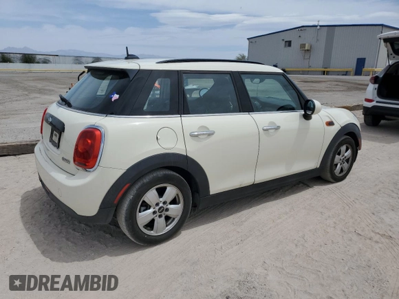 2017 MINI Hardtop 4 Door Cooper z VIN WMWXU1C53H2E17547, wystawiony jako Copart lot #56752355 z przebiegiem 51 663 mil mil oraz Szkoda całkowita • Salvage title. Historia ofert i sprzedaży dostępna na DreamBid. Obrazek 3.