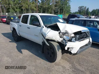2015 Toyota Tacoma с VIN 3TMLU4EN5FM182720, выставлен на аукционе IAAI как лот 42555728 с пробегом 183 081 миль миль и . История ставок и продаж доступна на DreamBid. Изображение 1.
