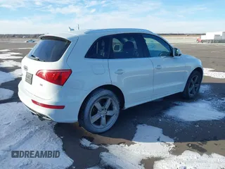 2012 Audi Q5 3.2L Premium Plus with VIN WA1DKAFP3CA128473, listed as a IAAI auction lot 41247682 with 183,373 mi miles. Bid and sale history available at carsss.com. Image 4.