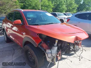 2017 Hyundai Tucson SE Plus with VIN KM8J33A40HU318652, listed as a IAAI auction lot 42092018 with 249,498 mi miles. Bid and sale history available at carsss.com. Image 1.