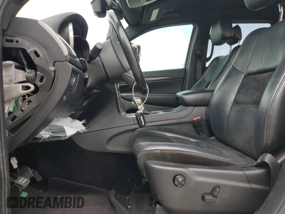 2018 Jeep Grand Cherokee Laredo E z VIN 1C4RJEAG3JC168390, wystawiony jako Copart lot #51808345 z przebiegiem 111 974 mil mil oraz Szkoda całkowita • Salvage title. Historia ofert i sprzedaży dostępna na DreamBid. Obrazek 7.