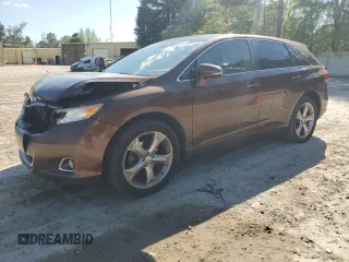 2013 Toyota Venza LE with VIN 4T3ZK3BB1DU063384, listed as a Copart auction lot 53131315 with 194,977 mi miles and Salvage title. Bid and sale history available at DreamBid. Image 1.