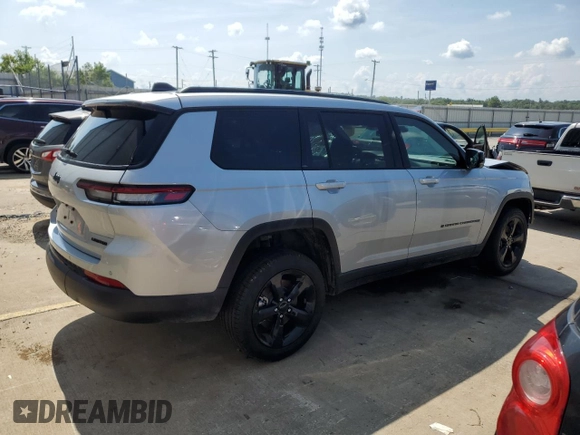 2024 Jeep Grand Cherokee Limited with VIN 1C4RJKBG1R8624639, listed as a Copart auction lot 61496635 with 4,562 mi miles and Salvage title. Bid and sale history available at DreamBid. Image 3.