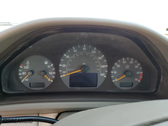 2001 Mercedes-Benz CLK-Class with VIN WDBLK70G31T061712, listed as a Copart auction lot 75091764 with 0 mi miles and Non Repairable. Bid and sale history available at carsss.com. Image 9.