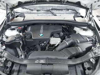 2013 BMW X1 28i with VIN WBAVM1C58DVW45962, listed as a IAAI auction lot 41323144 with 117,363 mi miles. Bid and sale history available at carsss.com. Image 10.