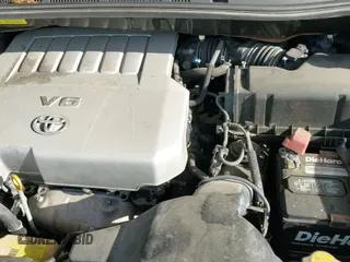 2007 Toyota Sienna XLE z VIN 5TDZK22C67S013959, wystawiony jako IAAI lot #43205502 z przebiegiem 275 909 mil mil oraz . Historia ofert i sprzedaży dostępna na DreamBid. Obrazek 19.