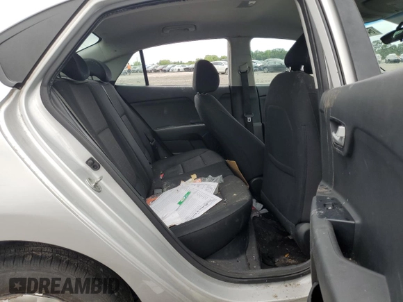 2019 Kia Rio S with VIN 3KPA24AB6KE241240, listed as a Copart auction lot 64568984 with 86,934 mi miles and Salvage Title. Bid and sale history available at DreamBid. Image 10.