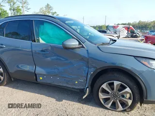 2024 Ford Escape Platinum with VIN 1FMCU9JA7RUB60892, listed as a IAAI auction lot 41918120 with 3,308 mi miles and . Bid and sale history available at DreamBid. Image 6.