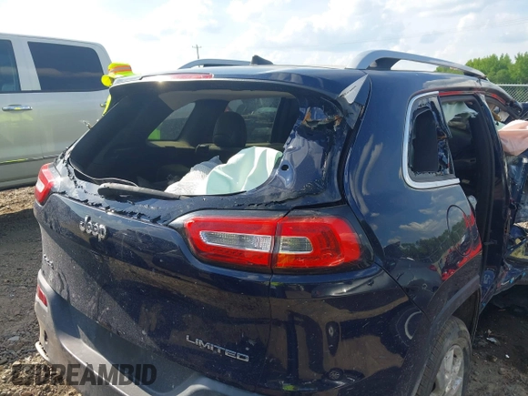 2016 Jeep Cherokee Limited with VIN 1C4PJMDB7GW181409, listed as a IAAI auction lot 42163196 with Not provided miles and . Bid and sale history available at DreamBid. Image 20.
