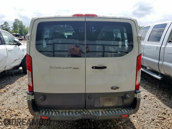2018 Ford Transit Passenger XL с VIN 1FBZX2ZM5JKA32604, выставлен на аукционе Copart как лот 59329855 с пробегом 67 601 миль миль и Списание • Salvage title. История ставок и продаж доступна на DreamBid. Изображение 6.