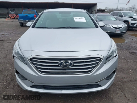 2016 Hyundai Sonata SE z VIN 5NPE24AF2GH392177, wystawiony jako IAAI lot #41956695 z przebiegiem 108 840 mil mil oraz . Historia ofert i sprzedaży dostępna na DreamBid. Obrazek 12.