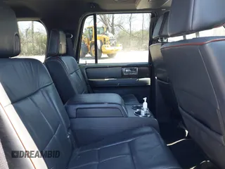2007 Lincoln Navigator z VIN 5LMFU28547LJ15910, wystawiony jako IAAI lot #41851252 z przebiegiem 296 145 mil mil oraz . Historia ofert i sprzedaży dostępna na DreamBid. Obrazek 8.