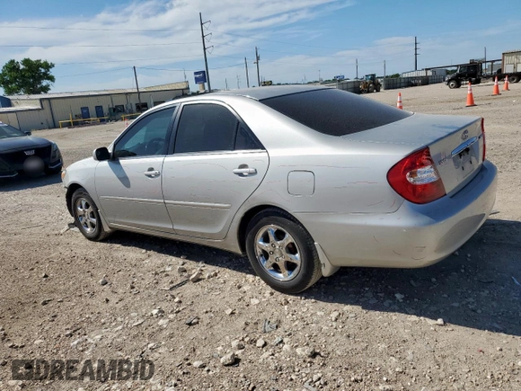 2004 Toyota Camry LE z VIN 4T1BE32K94U313343, wystawiony jako Copart lot #58053425 z przebiegiem 120 515 mil mil oraz Szkoda całkowita • Salvage title. Historia ofert i sprzedaży dostępna na DreamBid. Obrazek 2.