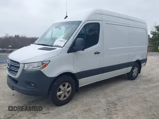 2021 Mercedes-Benz Sprinter Cargo Cargo with VIN W1Y40BHY3MT044744, listed as a IAAI auction lot 41865979 with 139,836 mi miles and . Bid and sale history available at DreamBid. Image 18.