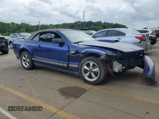 2005 Ford Mustang Deluxe z VIN 1ZVFT84N655223849, wystawiony jako Copart lot #57461835 z przebiegiem Nie podano mil oraz Szkoda całkowita • Salvage title. Historia ofert i sprzedaży dostępna na DreamBid. Obrazek 4.