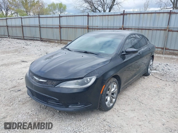2015 Chrysler 200 S with VIN 1C3CCCBB4FN746827, listed as a IAAI auction lot 42035694 with 1 mi miles. Bid and sale history available at carsss.com. Image 6.
