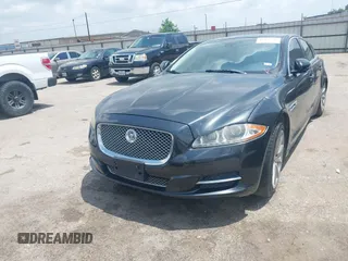 2013 Jaguar XJ with VIN SAJWA1C77D8V44610, listed as a IAAI auction lot 42150382 with Not Provided miles and . Bid and sale history available at DreamBid. Image 6.