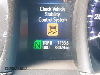 2017 Toyota Avalon XLE z VIN 4T1BK1EB0HU249028, wystawiony jako IAAI lot #41915371 z przebiegiem 83 024 mil mil oraz . Historia ofert i sprzedaży dostępna na DreamBid. Obrazek 15.