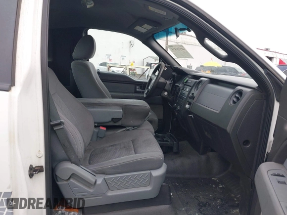 2013 Ford F-150 XL with VIN 1FTNF1CFXDKE79015, listed as a IAAI auction lot 41526331 with 295,919 mi miles. Bid and sale history available at carsss.com. Image 5.
