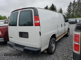 2019 Chevrolet Express Cargo with VIN 1GCWGAFP4K1227186, listed as a Copart auction lot 55532715 with 148,607 mi miles and Salvage title. Bid and sale history available at DreamBid. Image 3.